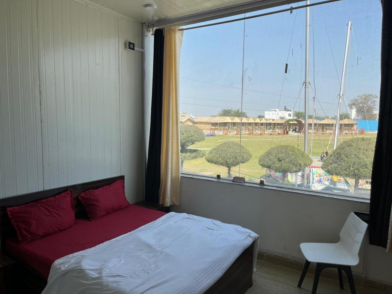 Hotel Krishna Fun Land Mathura Exterior foto